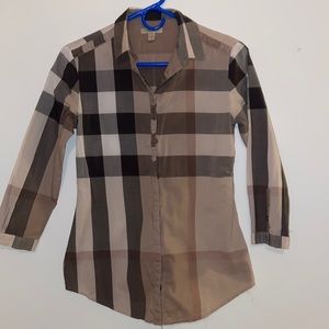 Burberry Brit button down shirt ❣️